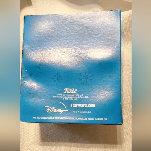 Star Wars Funko Pop Mandalorian & Grogu Hallmark Ornament NWT - Picture 3 of 4